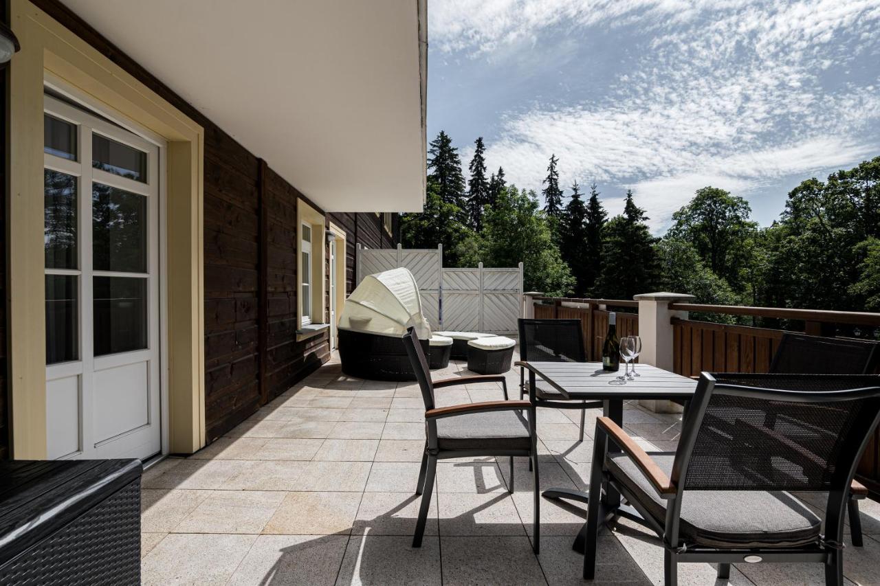 Hubertus Karlova Studanka Aparthotel Exterior photo